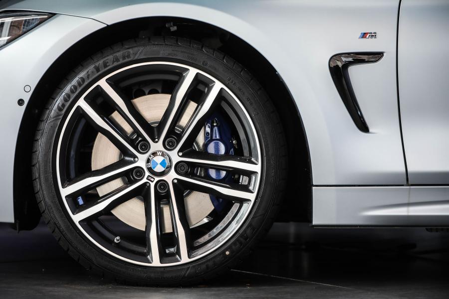 Колеса BMW 4-Series Gran Coupe Iconic 4 Edition 2017 года  (фото 2 из 8)